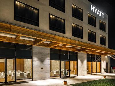 Hyatt Hotel 4*